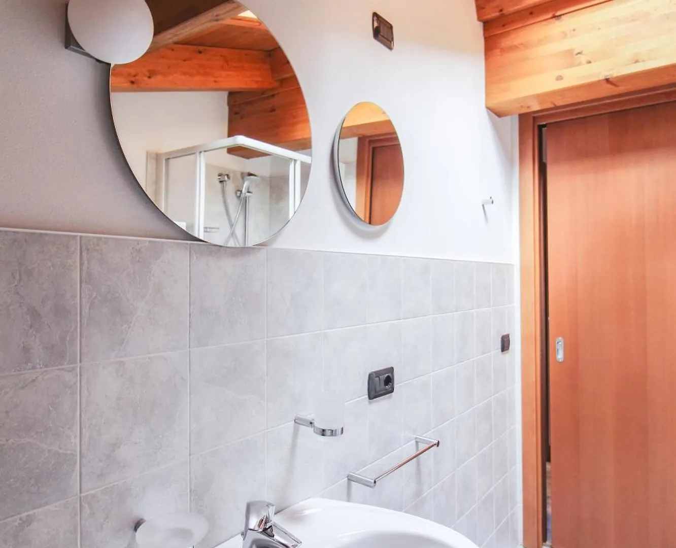 Appartamento Al Porto Pianello Del Lario Apartment